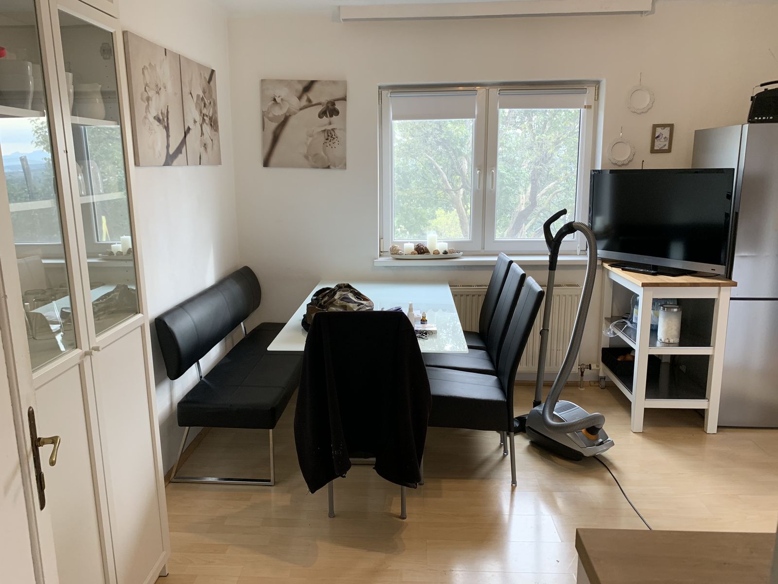 Wohnung 1: Wohn- und Essbereich